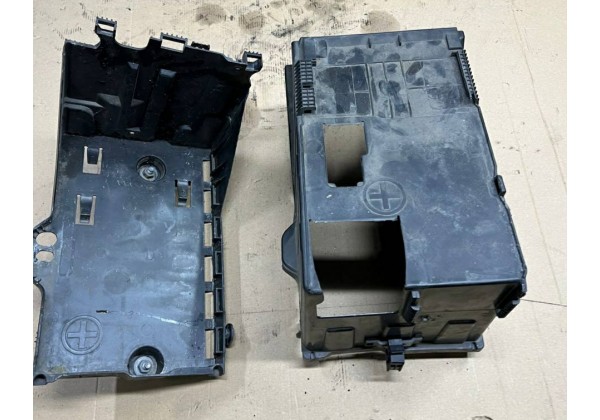 Ящик АКБ Citroen C4 Picasso, Berlingo 2, Peugeot 307, 308, Partner 2, 5615G8, 5615H2, 9663615580, 9663615380