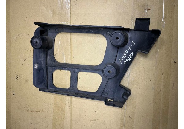 Кронштей заднього бампера лівий Peugeot 407, седан, 7416L1, 9644600780