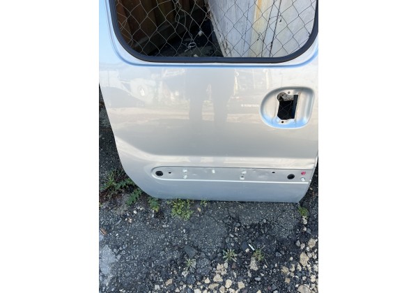 Дверка права зсувна Renault Kangoo