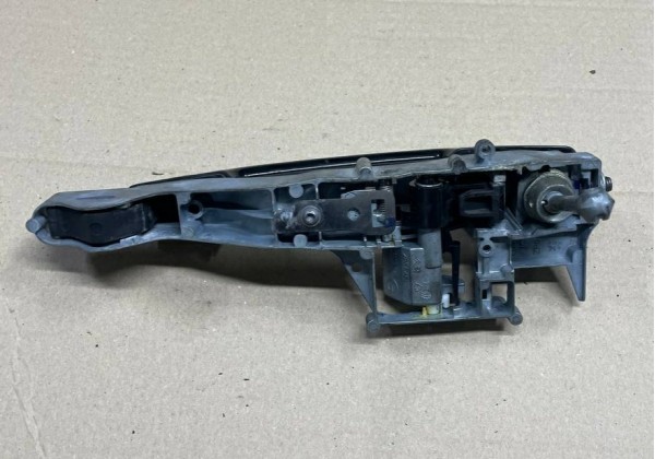 Ручка зовнішня передньої лівої дверки з хромованою вставкою Citroen C4 Picasso, 06-13, 9101HR, 910958