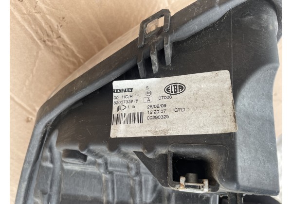 Фара передня ліва Dacia Sandero I, 8200733878, Дефект