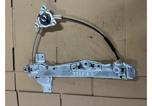 Склопідйомник задньої правої дверки механічний Peugeot 208, 9673153880