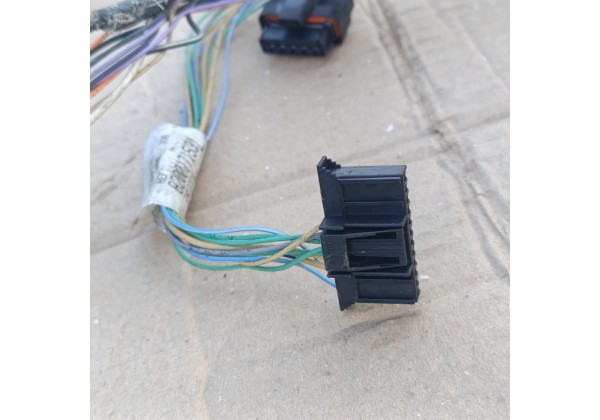 Проводка фар Меган 2 дорестайл, штеккер на блок запобіжників цілий, 8200171531