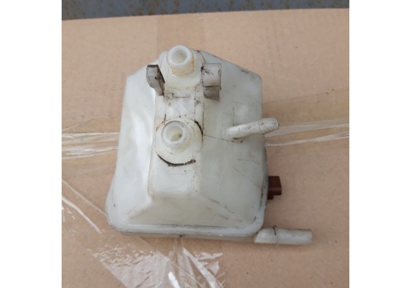 Бачок головного гальмівного циліндра Peugeot Partner 2, Citroen Berlingo 2, C4 Picasso, 9654002180