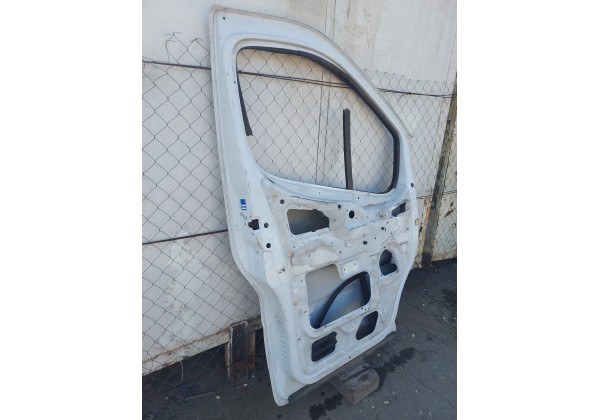 Дверка передня ліва гола Renault Trafic 2, 7751472214, 7751478602