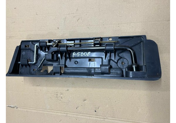Полка з інструментами в багажне відділення, колісний ключ, трос розблокування гальм, Peugeot 5008, 09-16, 9687718577, 88050A0, 671739, 671747