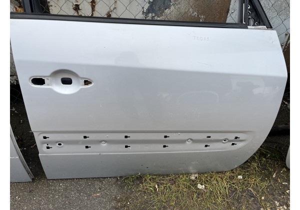 Дверка передня права Renault Espace 4