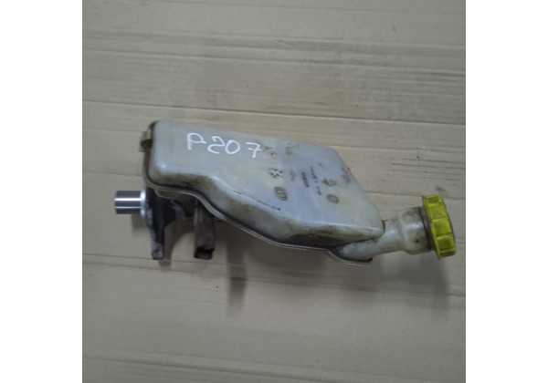 Головний гальмівний циліндр Citroen C3 II, C3 Picasso, DS3, 2008, 207, 208, 1.0, 1.2, 1.4, 1.6 VTi, 1.6 HDi, 4601R9, 463592