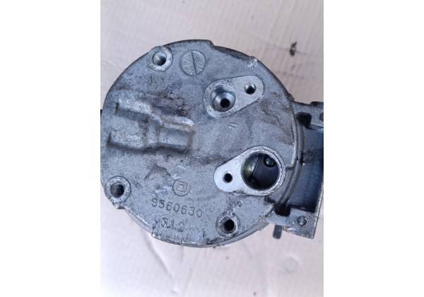 Компрессор кондиционера Renault Laguna II 1.6 16V, 7711134455, 8200024397
