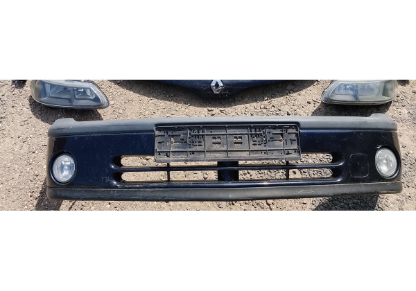 Бампер передній Renault Laguna I 98-